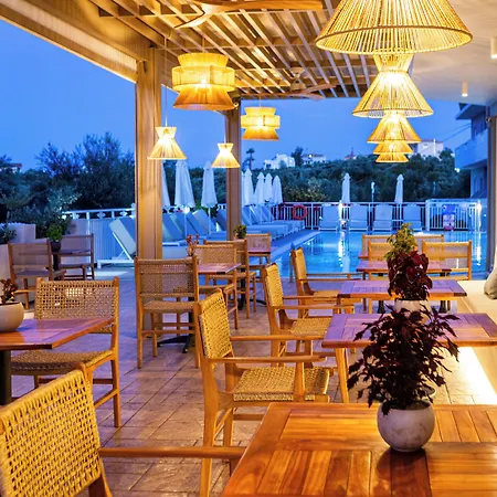 Hotel Zante Pantheon 4*
