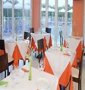 호텔 Zante Pantheon 티실리비